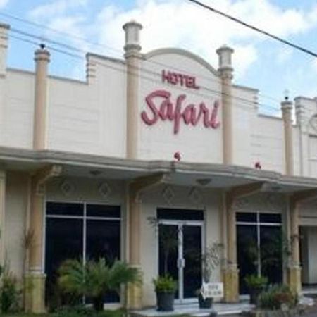 Hotel Safari Jembel Extérieur photo