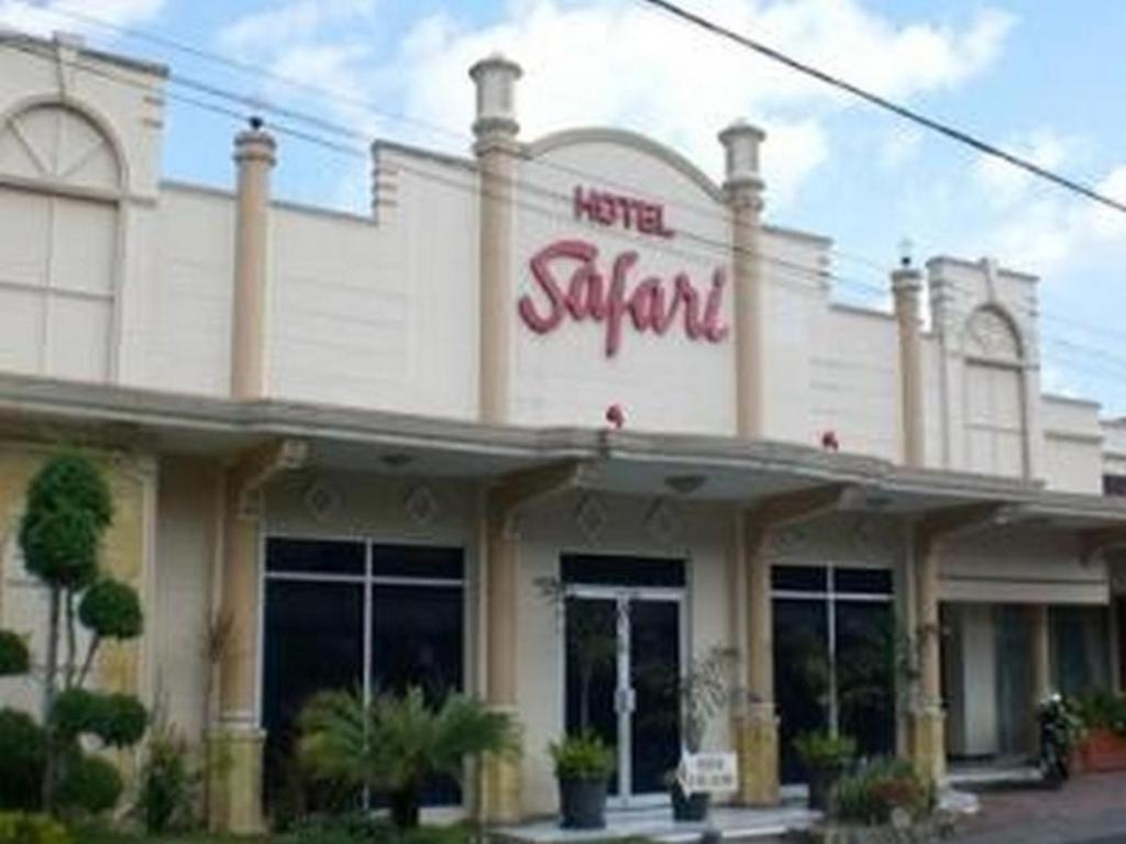 Hotel Safari Jembel Extérieur photo
